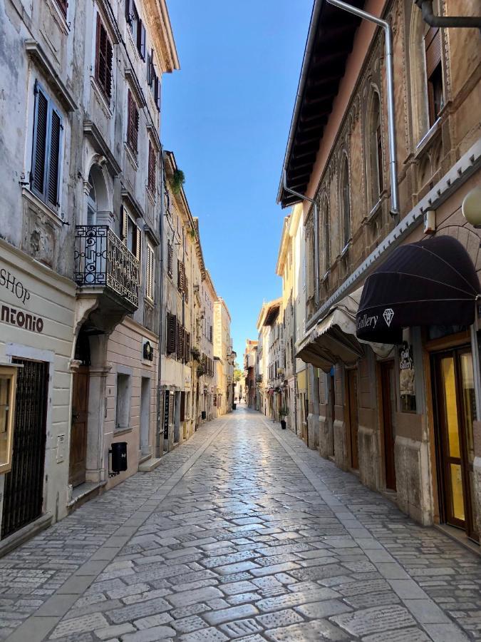 Parentium Loft Center Square Apartment Porec Bagian luar foto