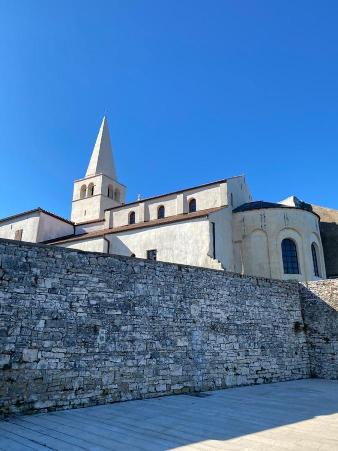 Parentium Loft Center Square Apartment Porec Bagian luar foto