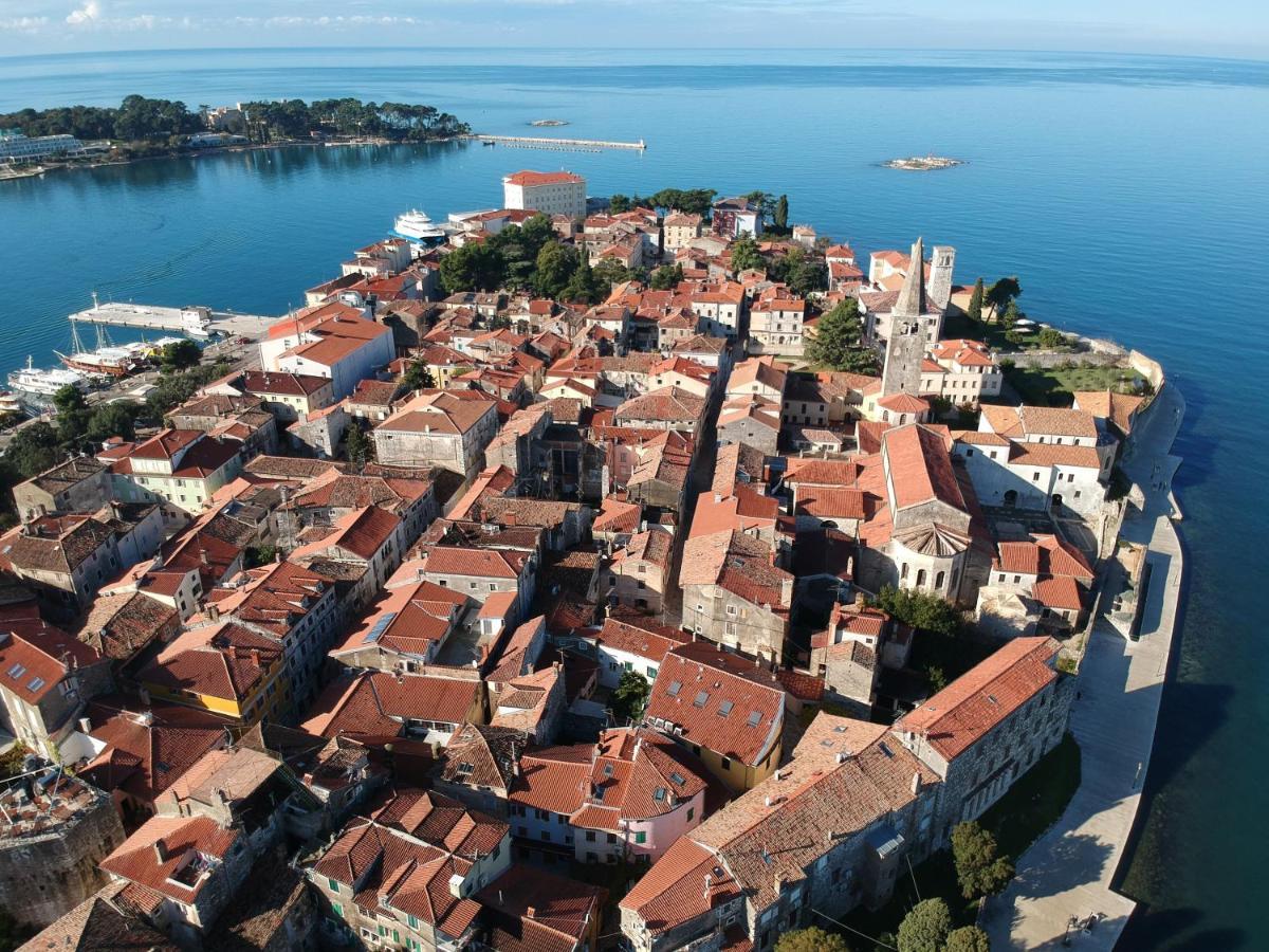 Parentium Loft Center Square Apartment Porec Bagian luar foto
