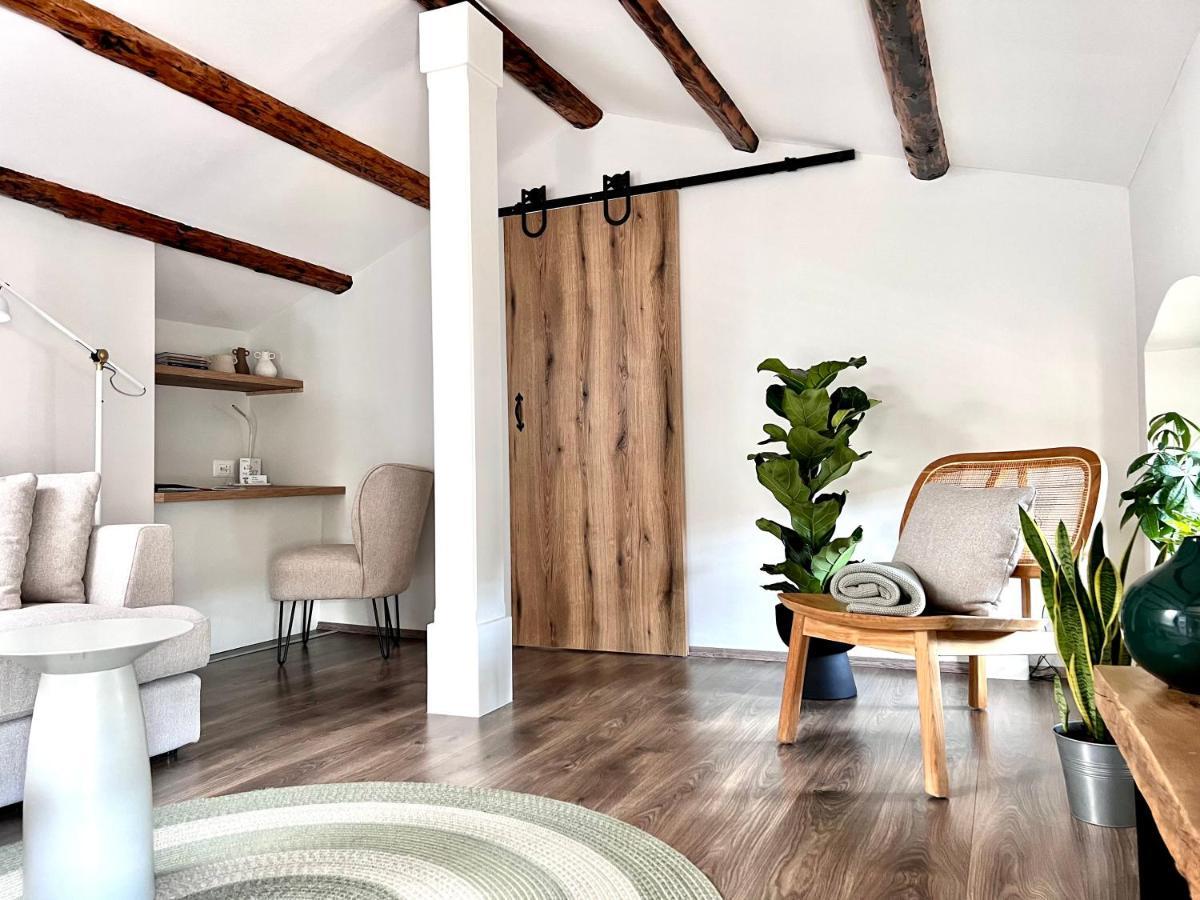Parentium Loft Center Square Apartment Porec Bagian luar foto