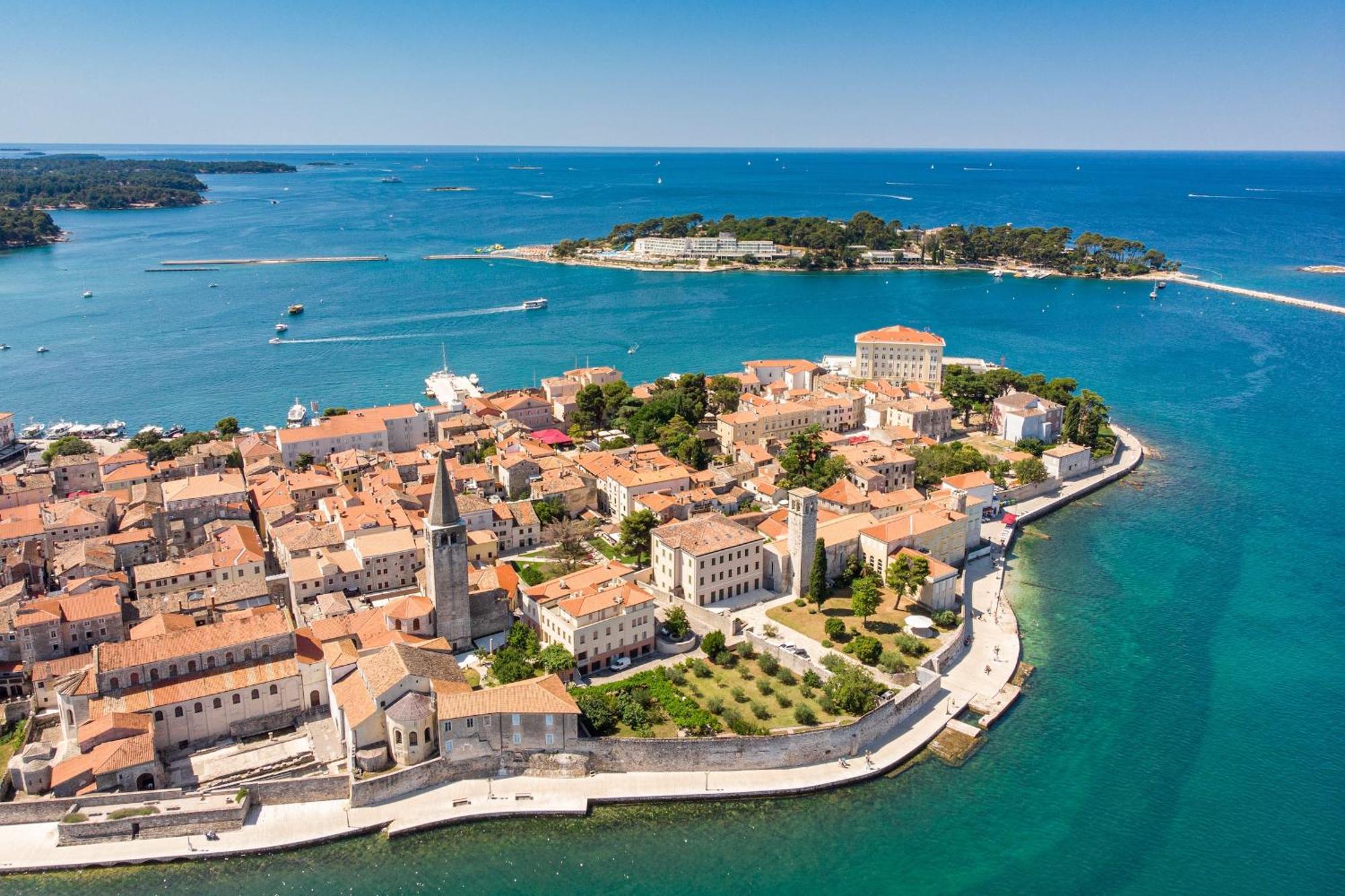 Parentium Loft Center Square Apartment Porec Bagian luar foto